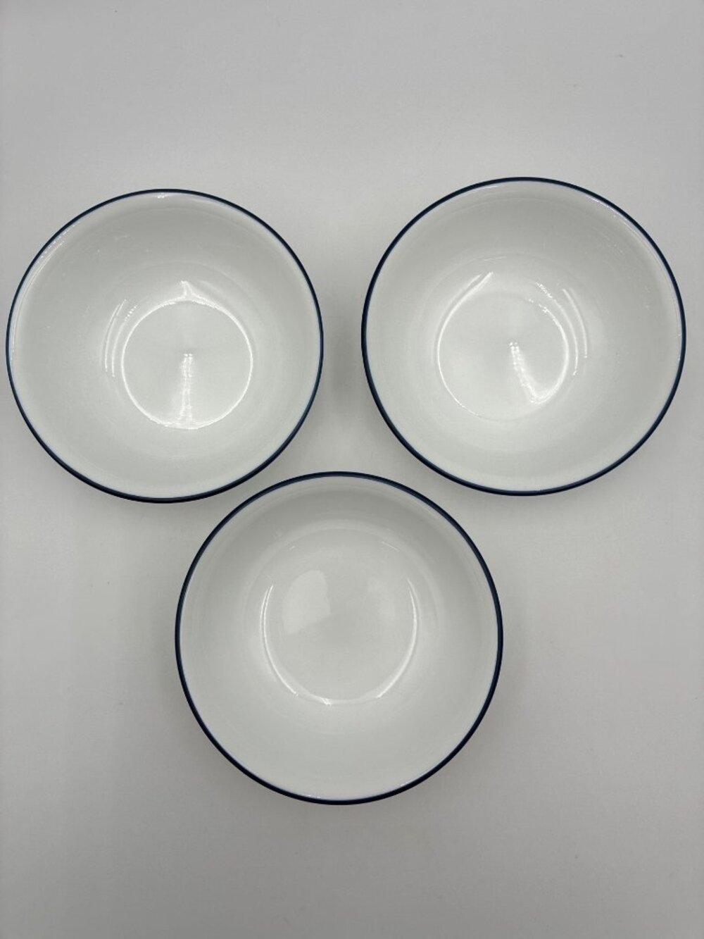 Corelle Navy Blue Rim Soup/Cereal Bowls 6.25" Set Of 3